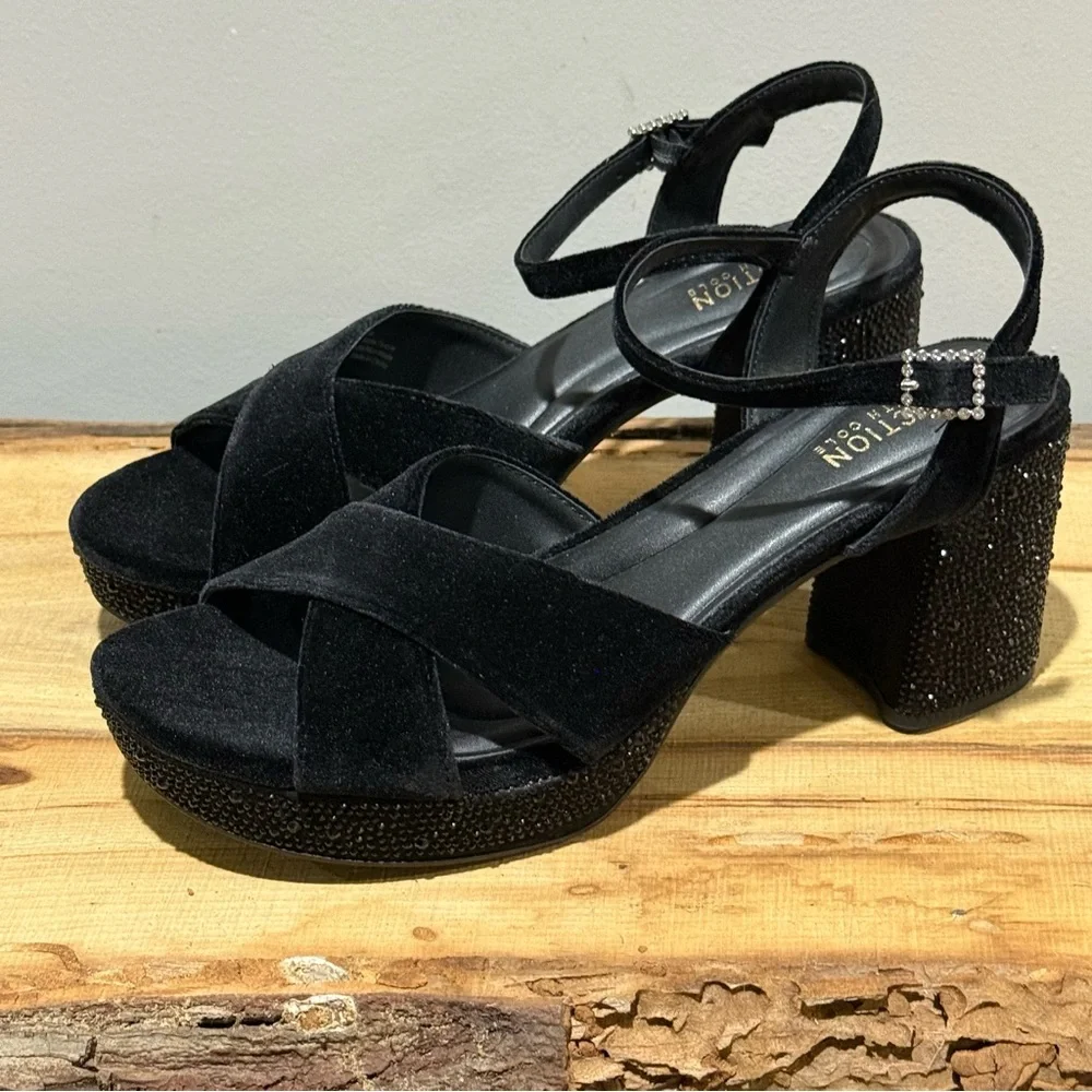Kenneth Cole Reaction brand new
